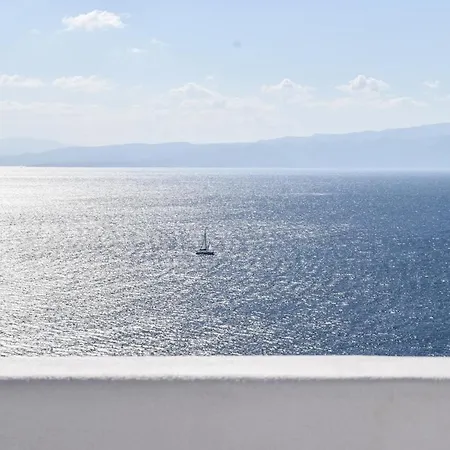 Mediterranean Beauty Апартаменты Канапитса